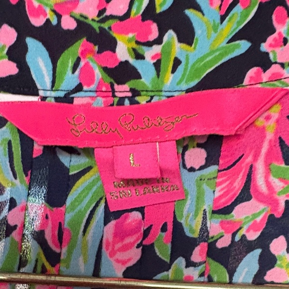 Lilly Pulitzer Pink and blue Floral Blouse - Picture 5 of 7